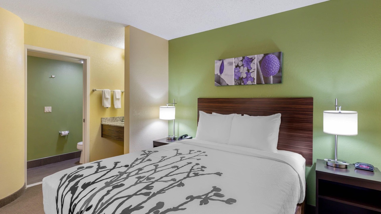 Photo of Bedroom in Greenwood Village