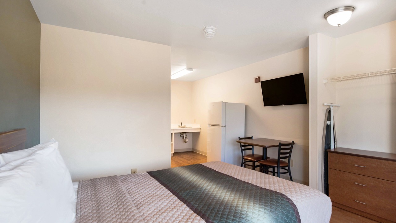 Photo of Bedroom in Southeast Colorado Springs