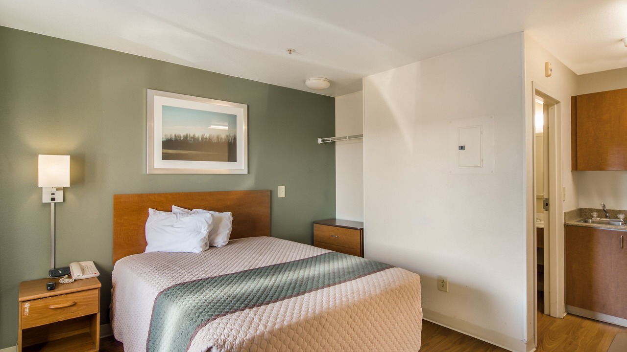 Photo of Bedroom in Aurora