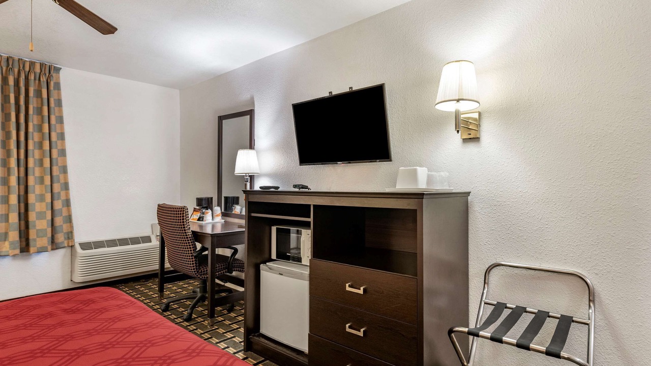Photo of Bedroom in La Junta