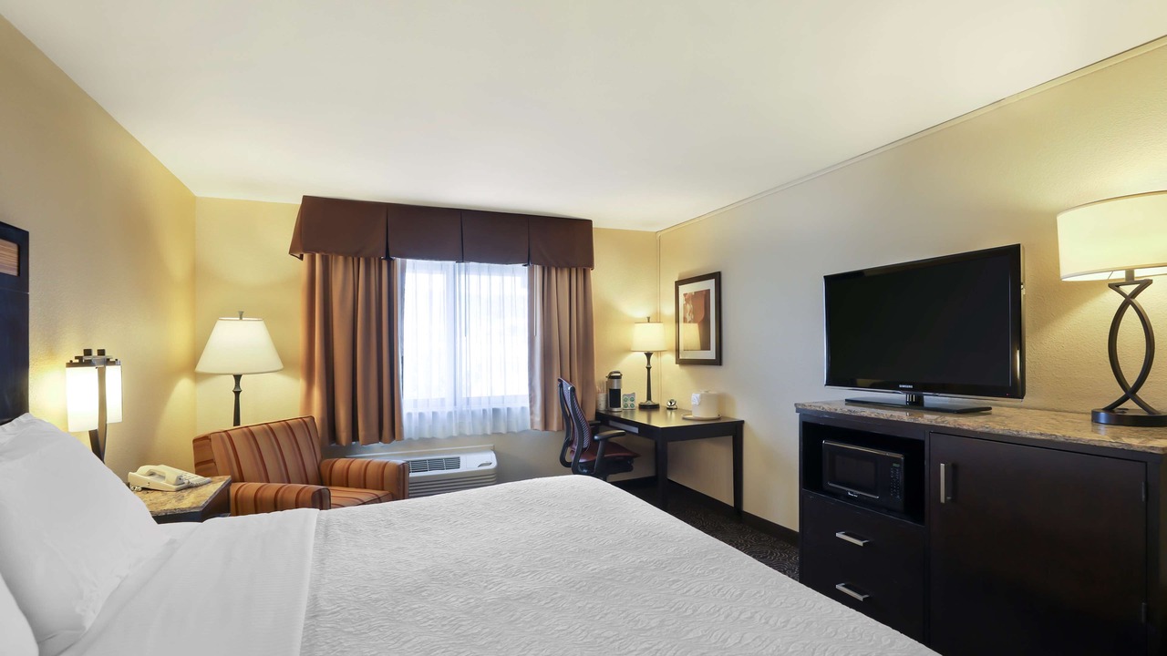 Photo of Bedroom in Castle Rock