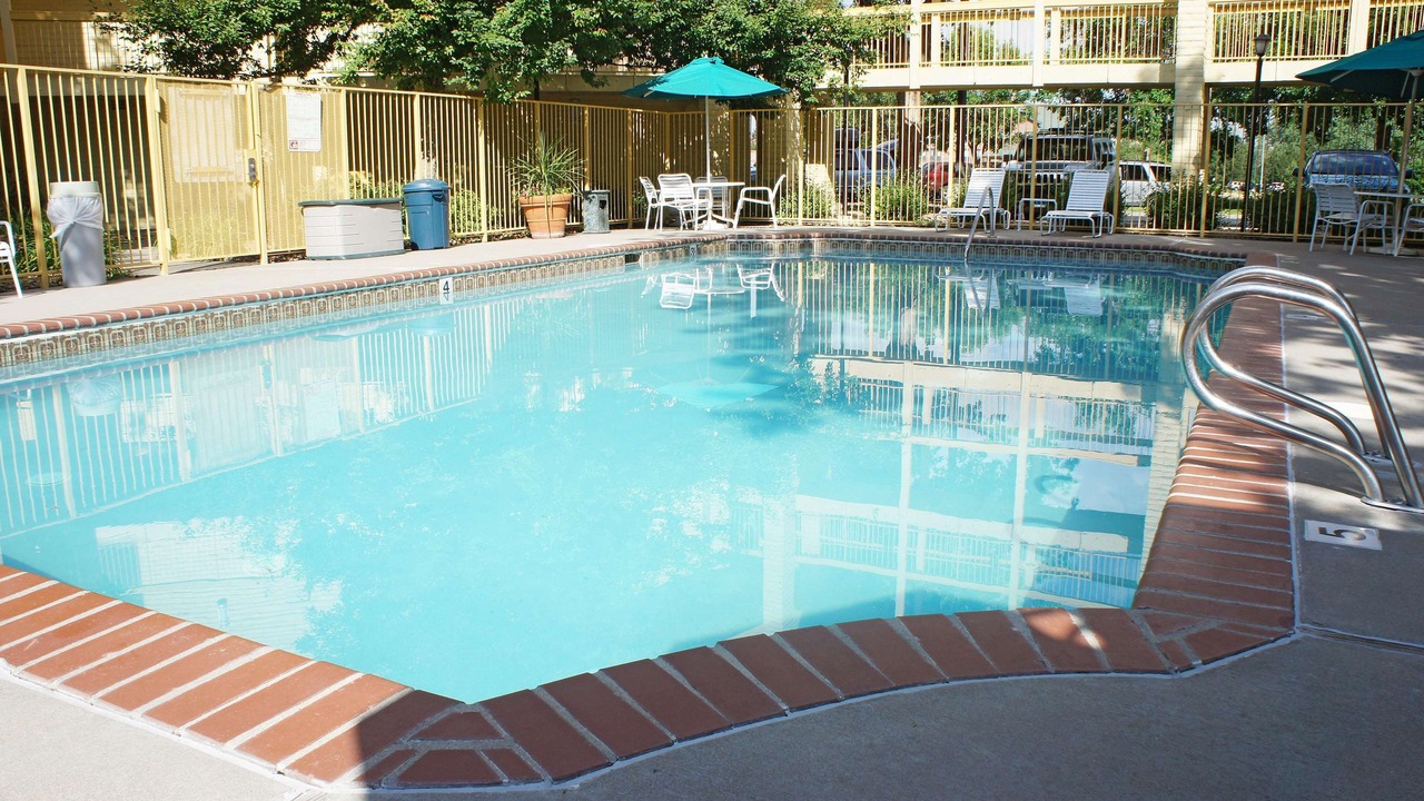 Photo of Outdoor in North Westminster