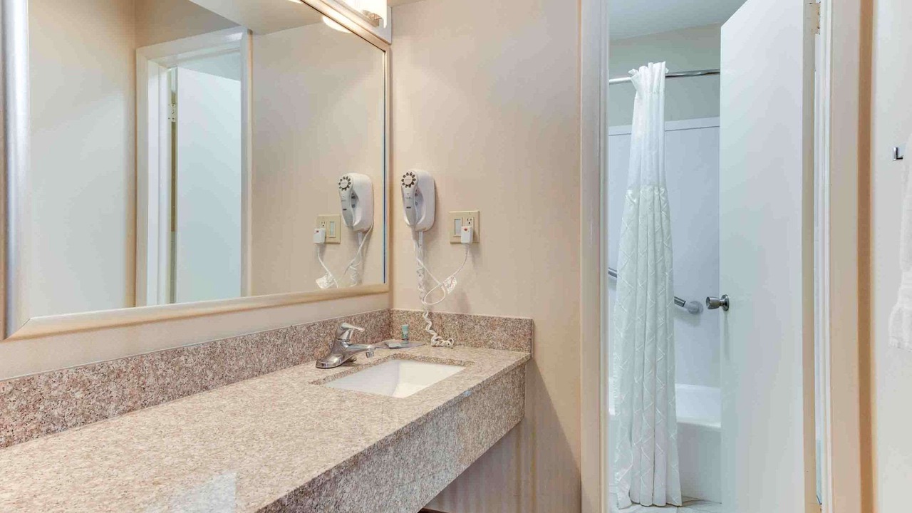 Photo of Bathroom in Monte Vista