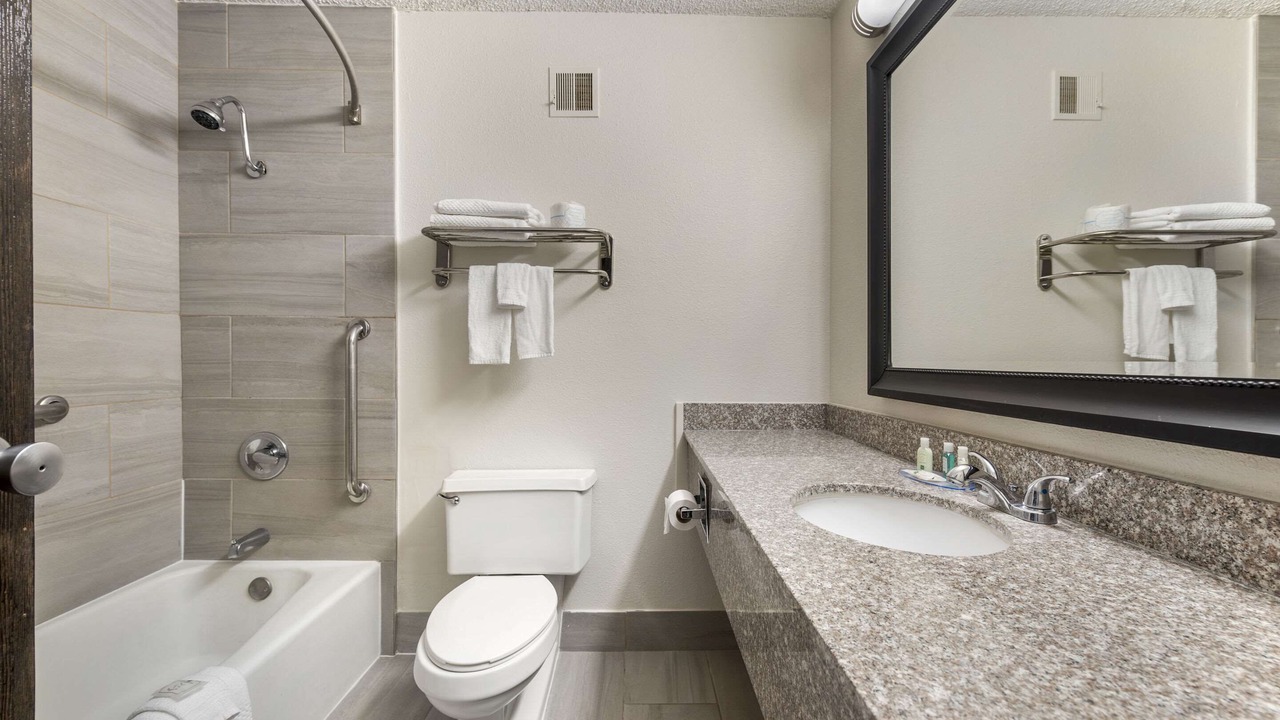 Photo of Bathroom in Alamosa