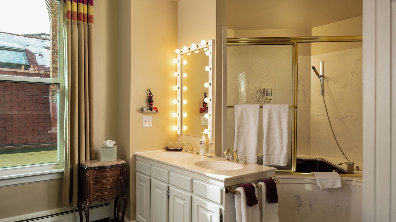 Photo of Bathroom in Five Points