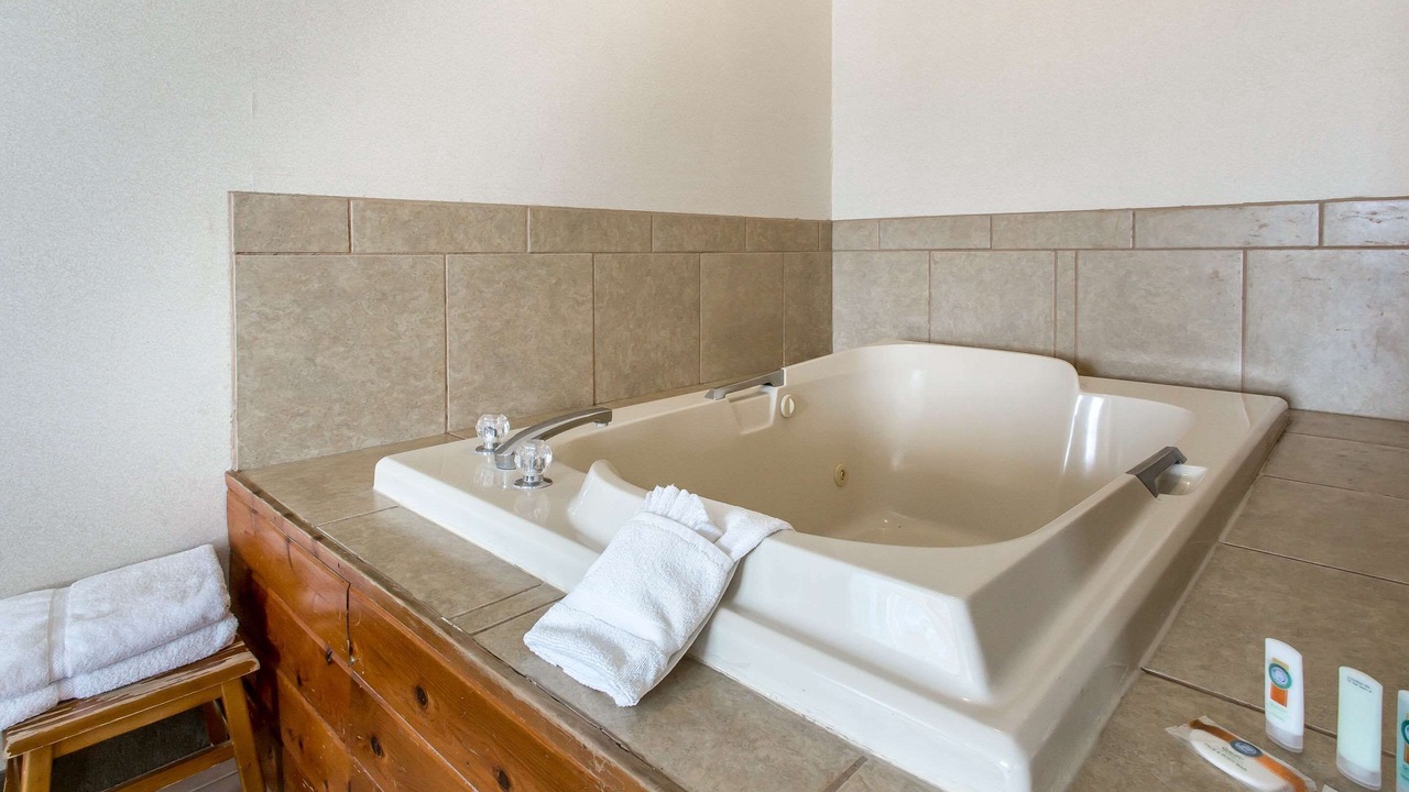 Photo of Bedroom in Delta