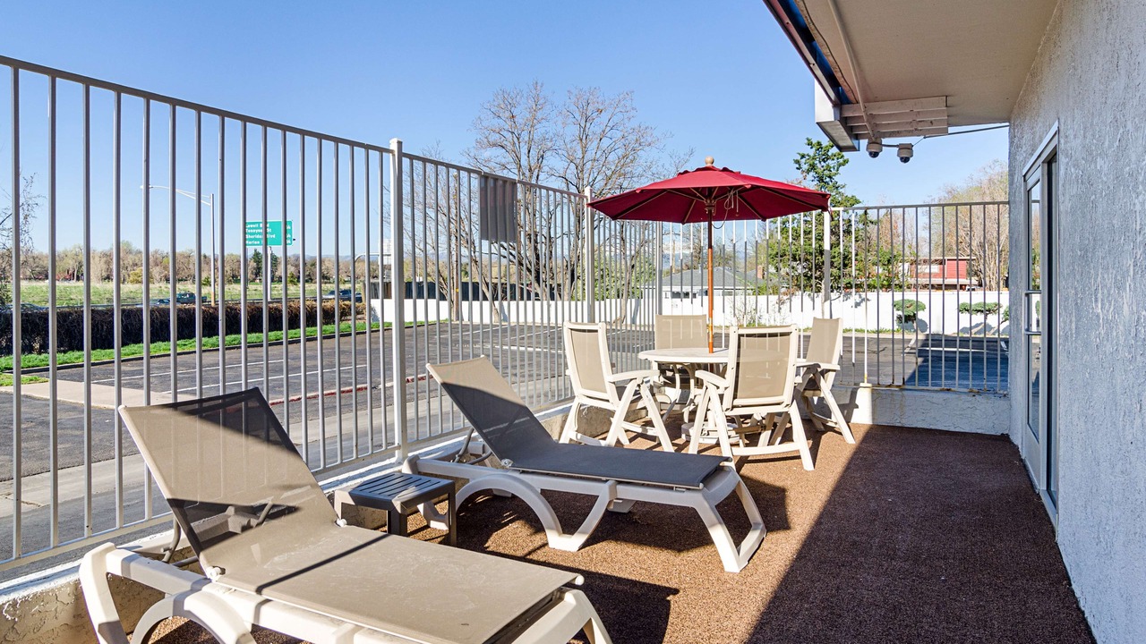 Photo of Patio Balcony in Regis