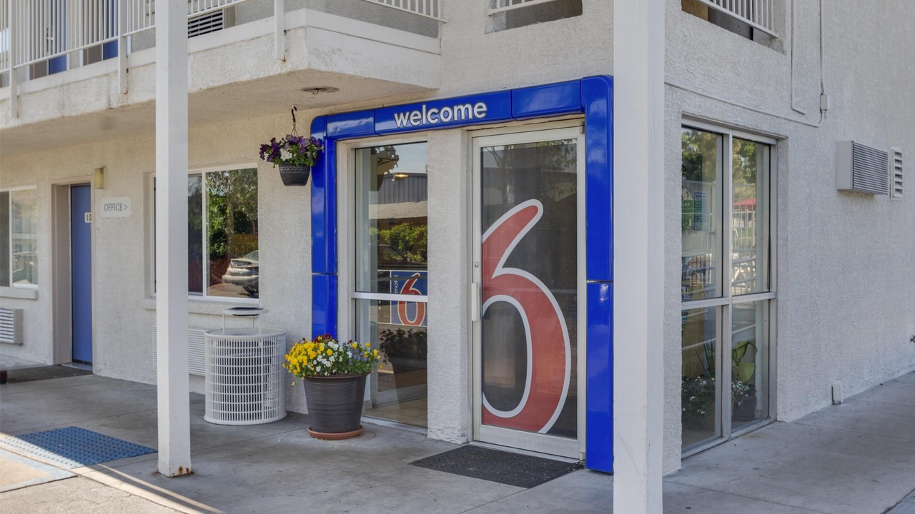 Photo of Outdoor in North Alameda