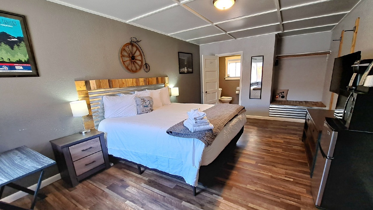 Photo of Bedroom in West Colorado Springs