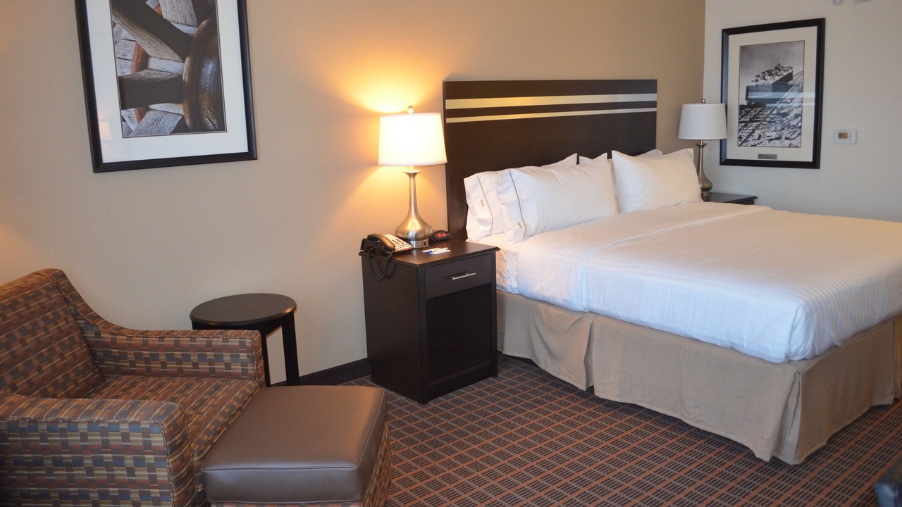 Photo of Bedroom in Golden