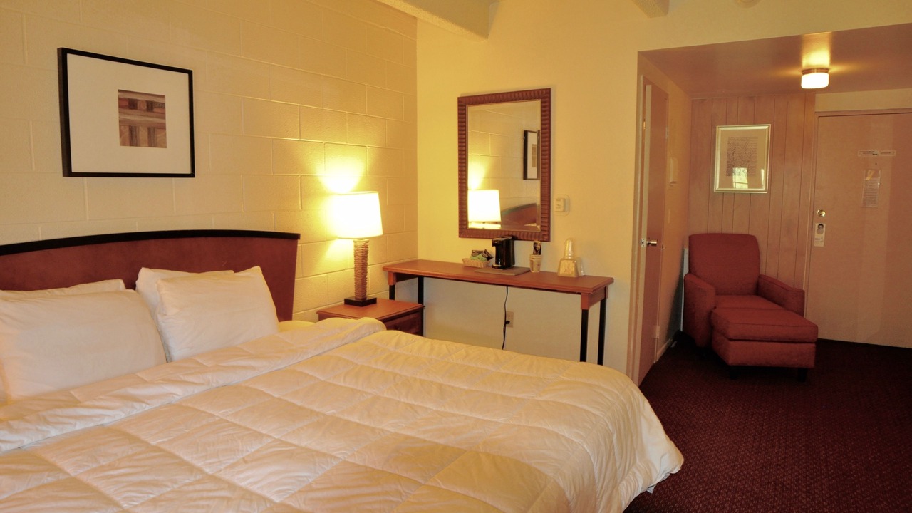 Photo of Bedroom in Garfield