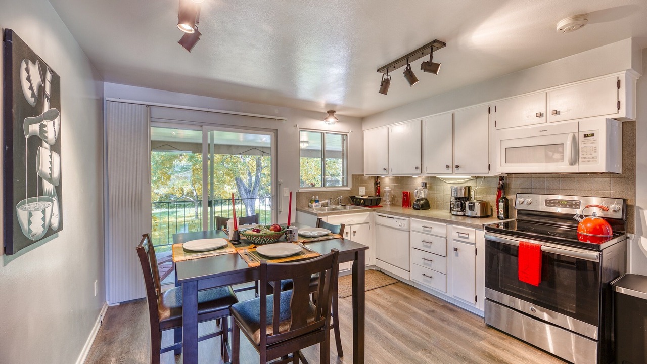 Photo of Kitchen in Morse Park