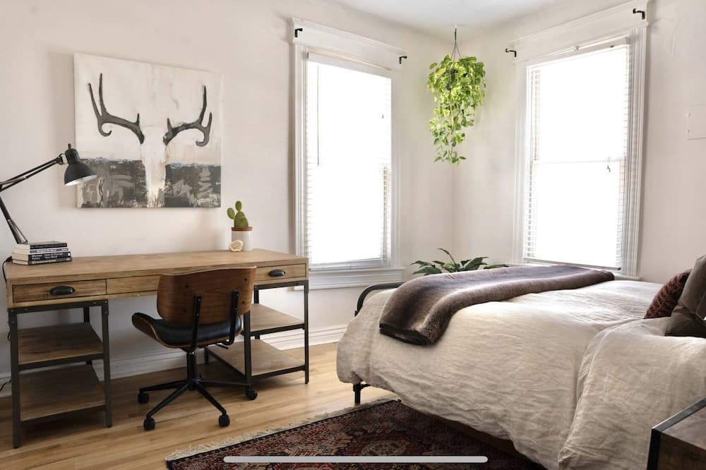 Photo of Bedroom in City Park West