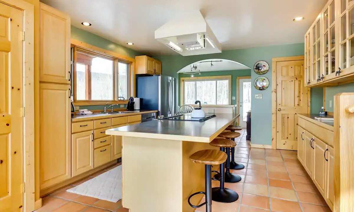 Photo of Kitchen in Warm Springs