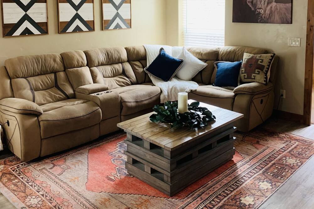 Photo of Livingroom in Craig