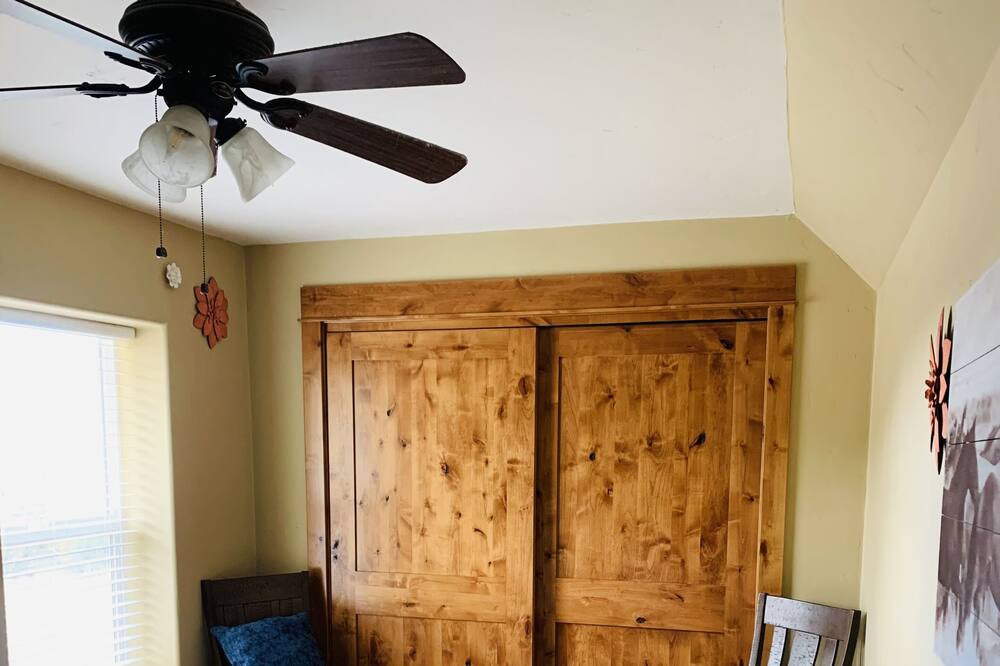 Photo of Bedroom in Craig