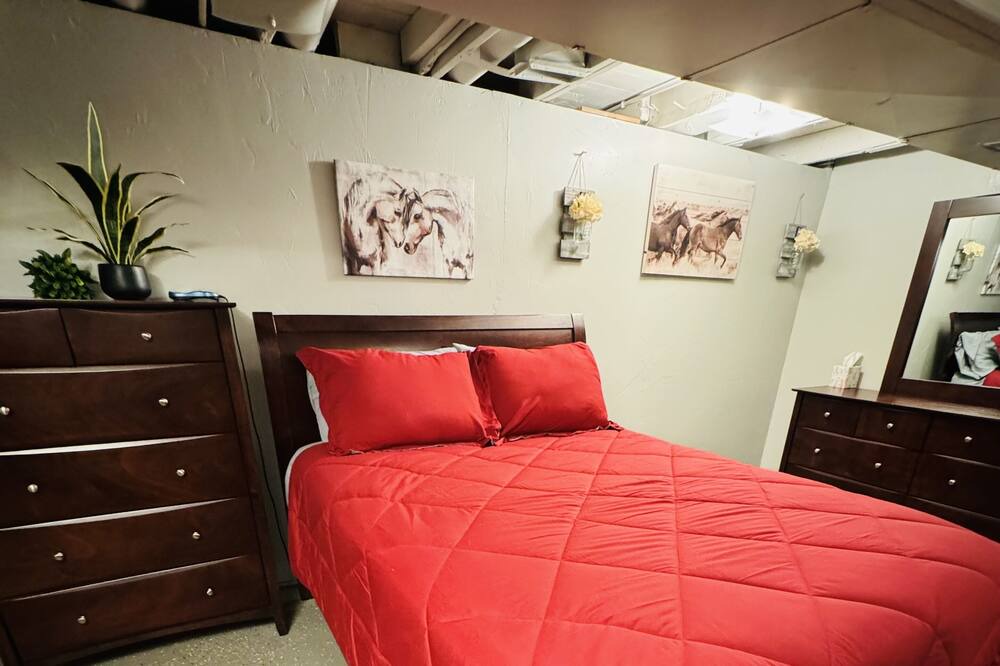 Photo of Bedroom in Craig