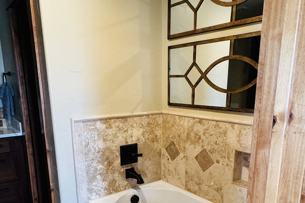 Photo of Bathroom in Craig