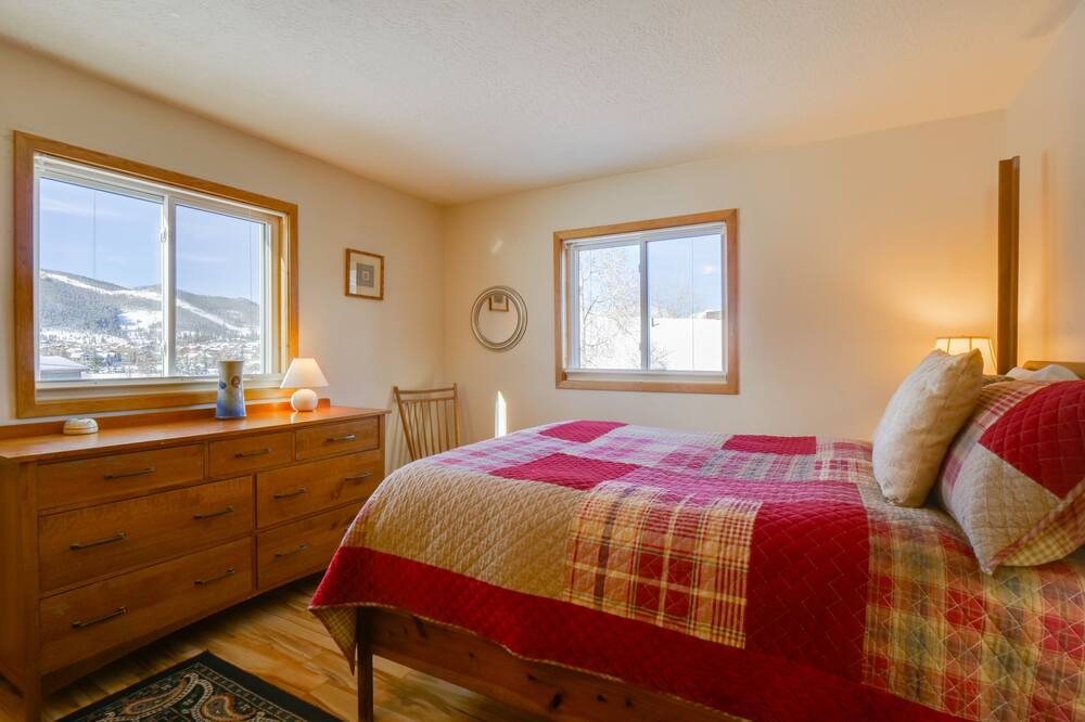 Photo of Others in Summit Cove