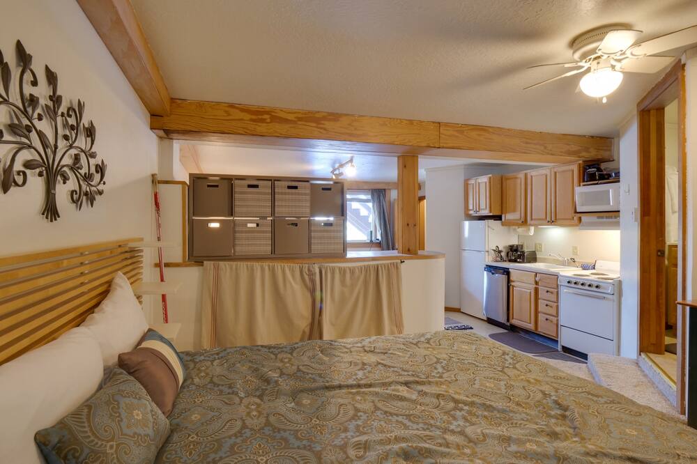 Photo of Others in Summit Cove