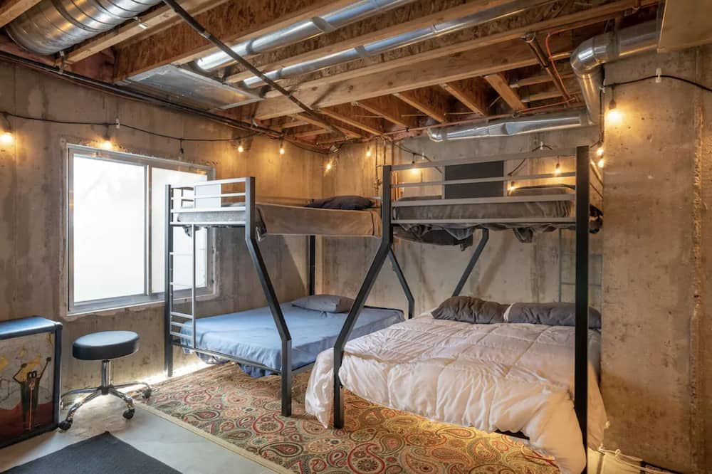 Photo of Bedroom in Curtis Park