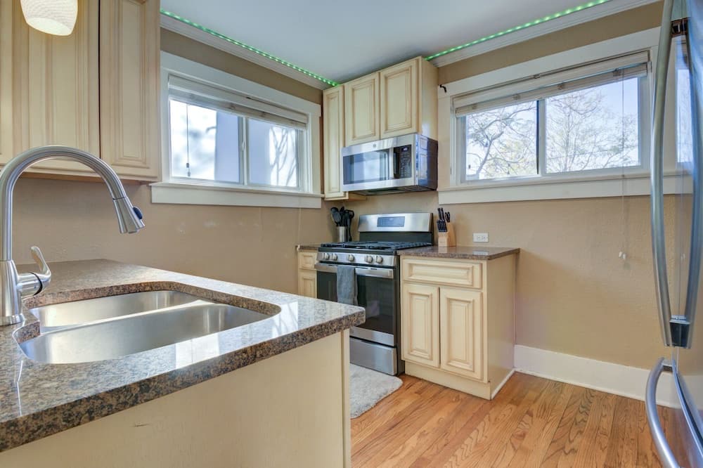 Photo of Kitchen in Curtis Park