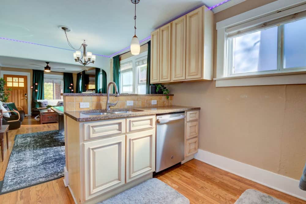 Photo of Kitchen in Curtis Park