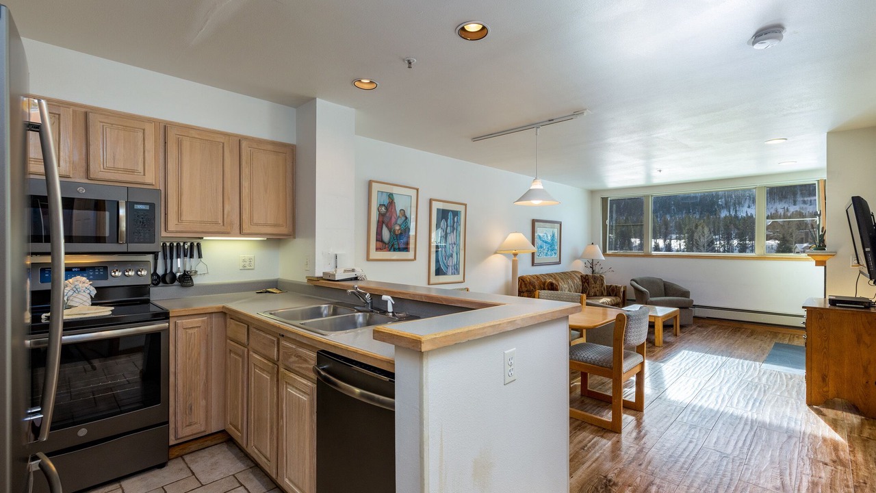 Photo of Kitchen in Lakeside Village