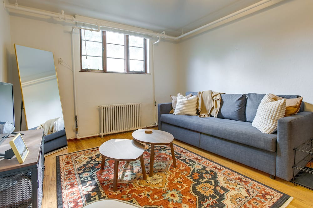 Photo of Bedroom in City Park