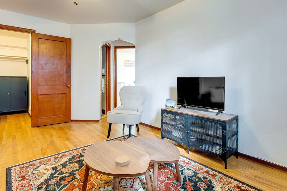 Photo of Livingroom in City Park