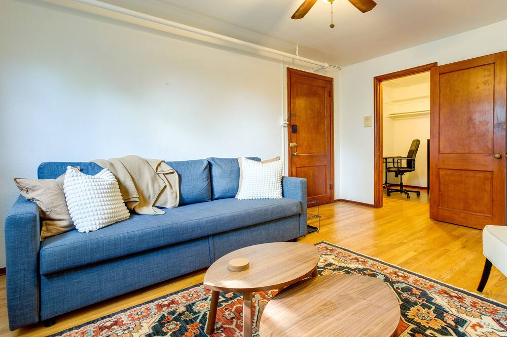 Photo of Livingroom in City Park