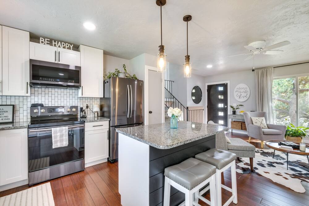 Photo of Kitchen in Troutman Park