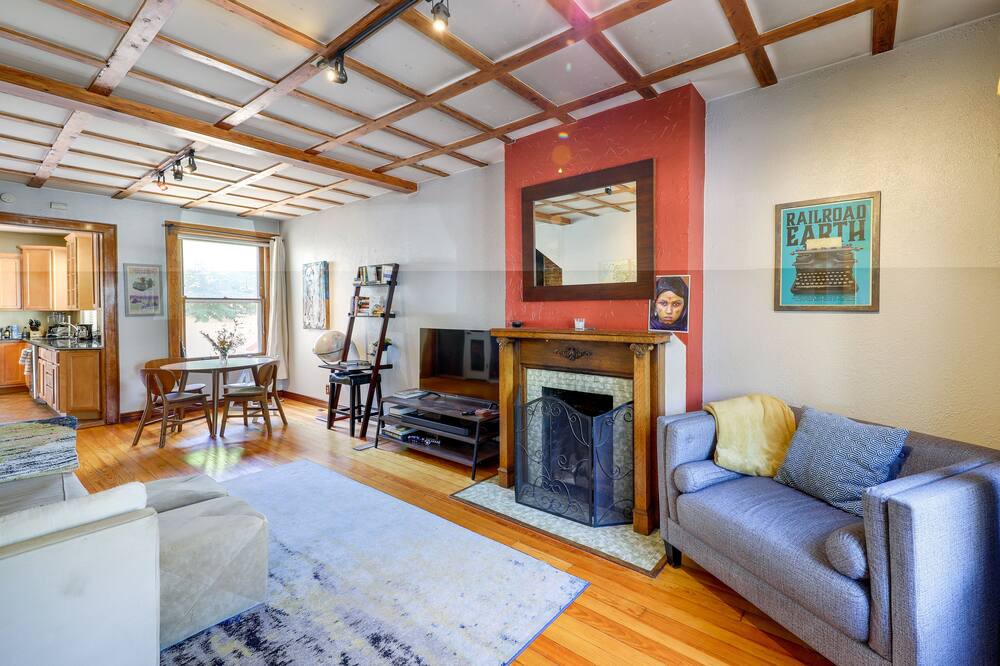Photo of Livingroom in City Park West