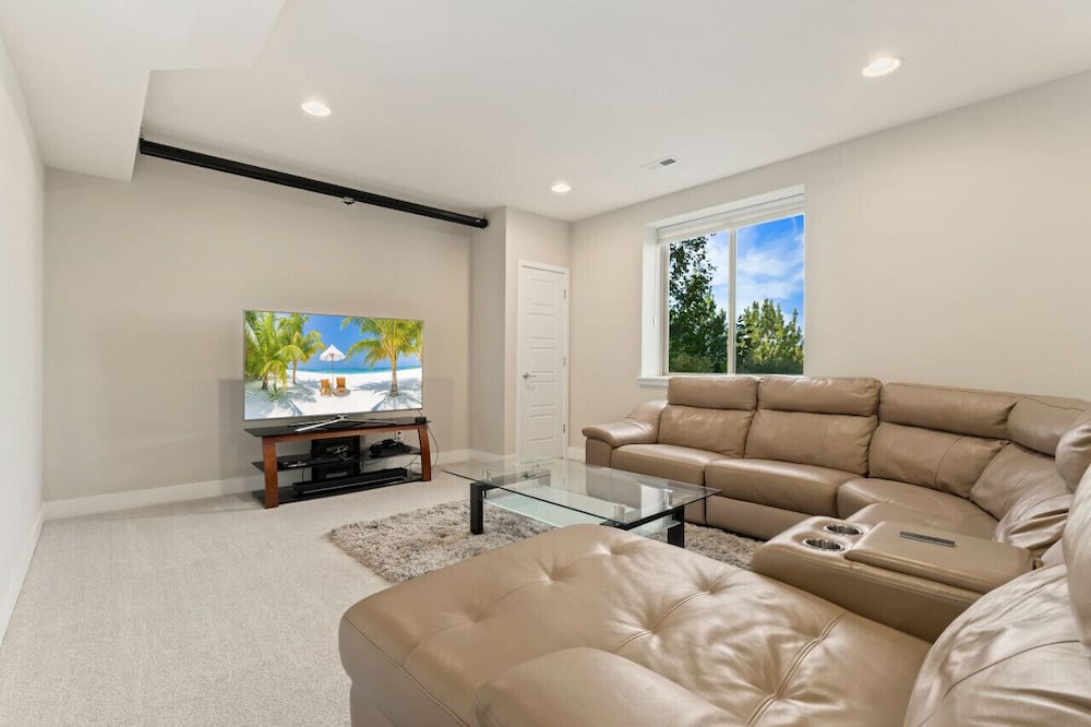Photo of Livingroom in Lone Tree