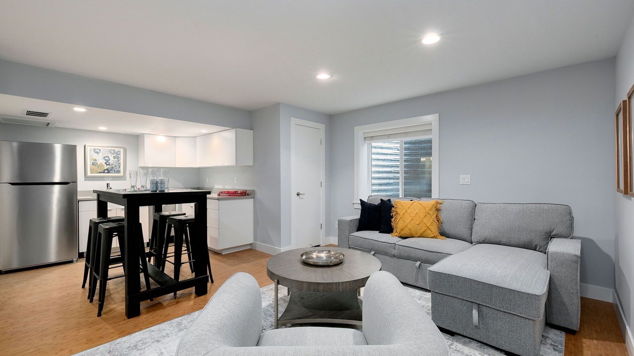 Photo of Livingroom in Old Town North