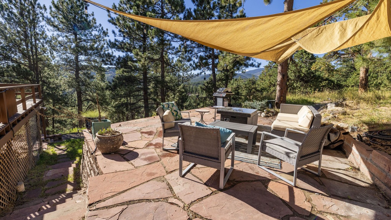 Photo of Patio Balcony in Evergreen
