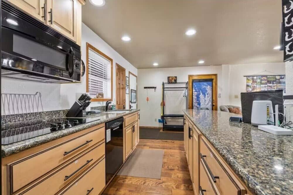 Photo of Kitchen in Columbine Lake