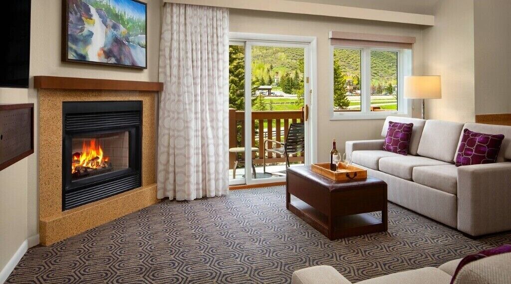 Photo of Livingroom in Highland Meadows