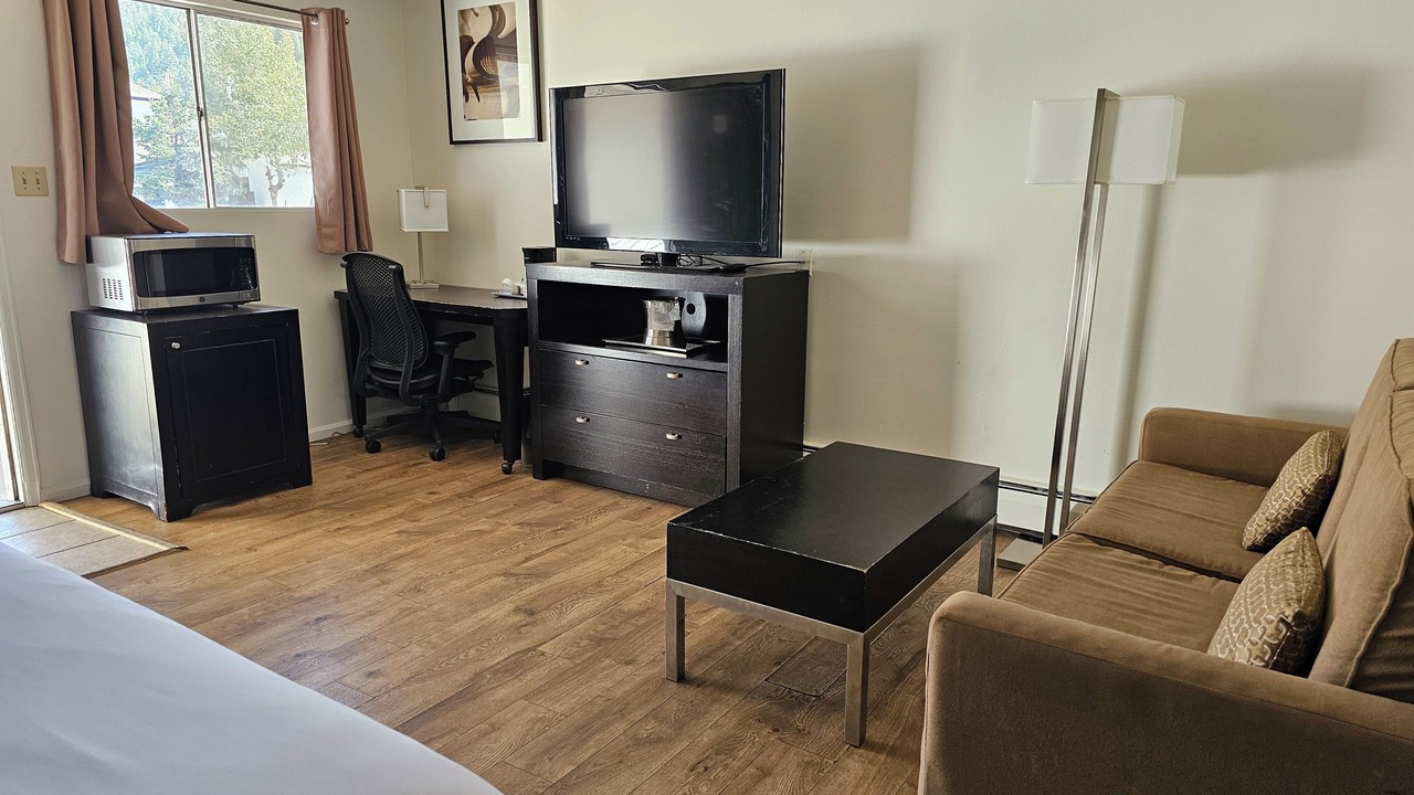 Photo of Bedroom in Idaho Springs