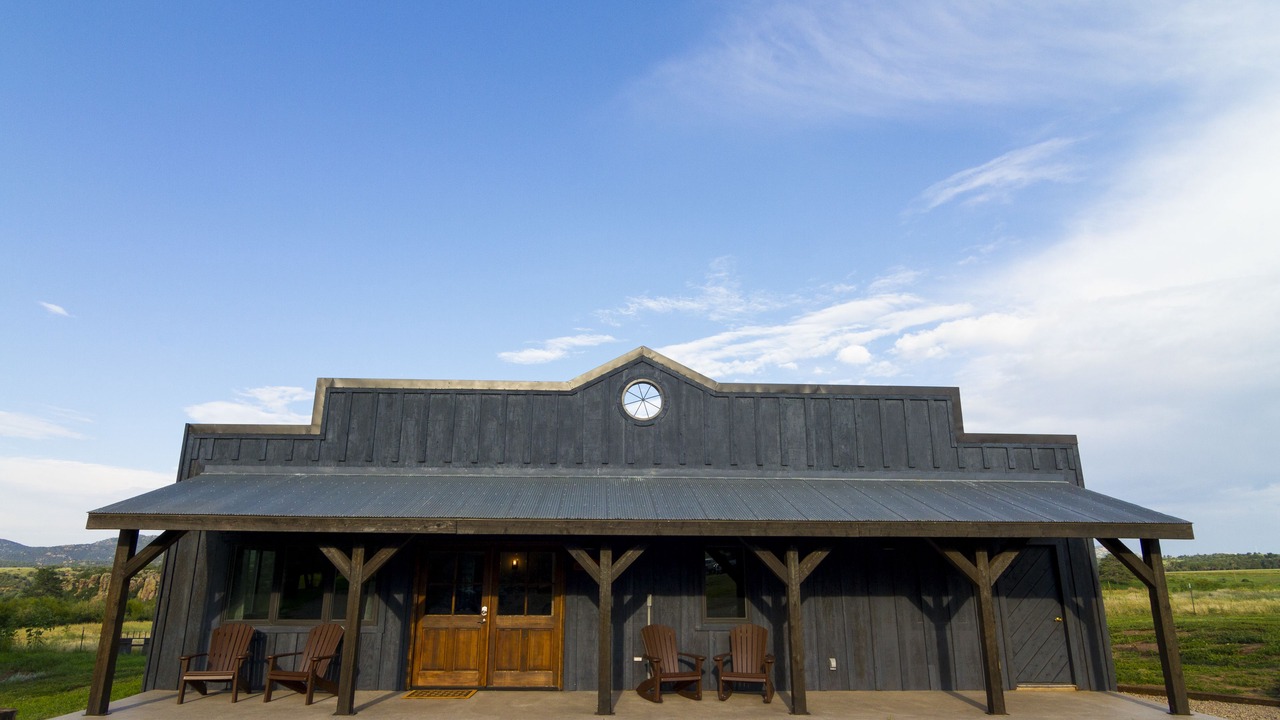 Photo of Outdoor in Hillside