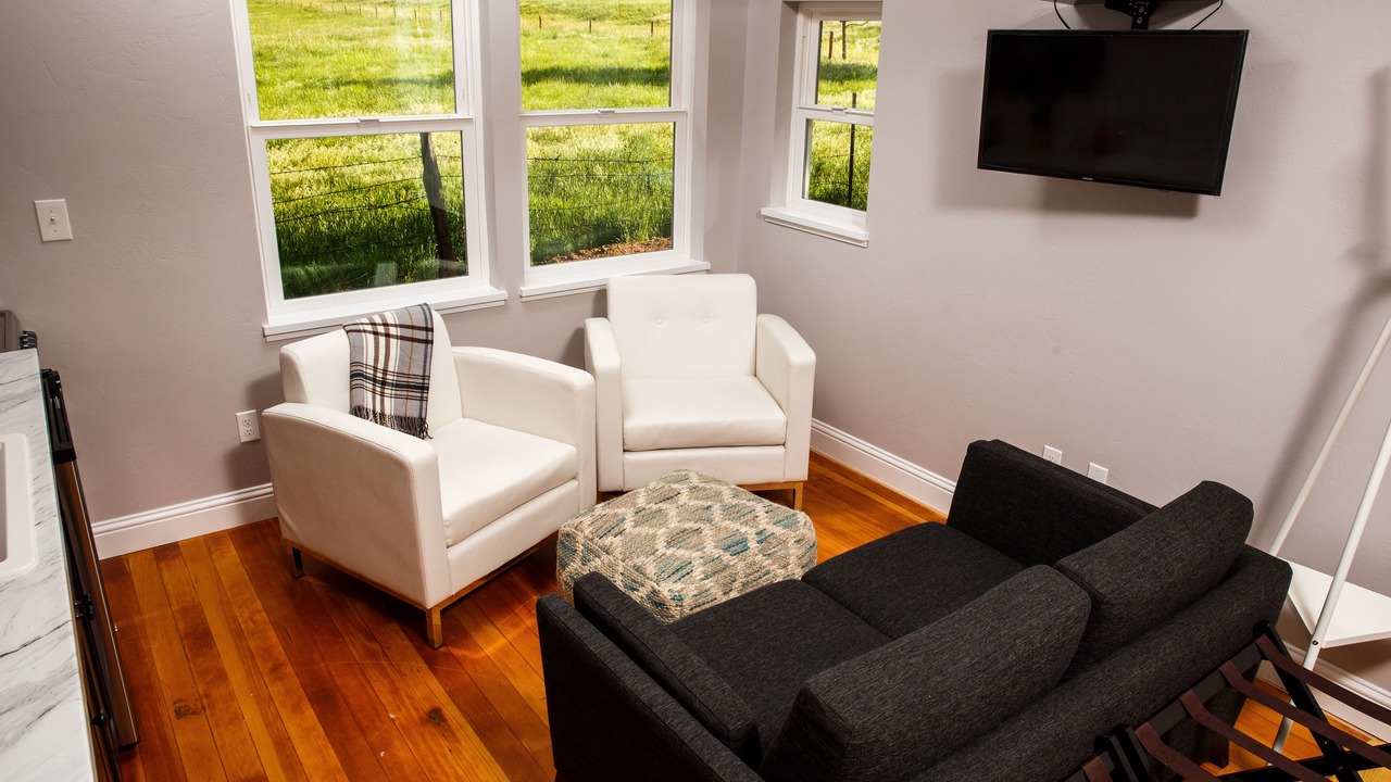Photo of Livingroom in Hillside