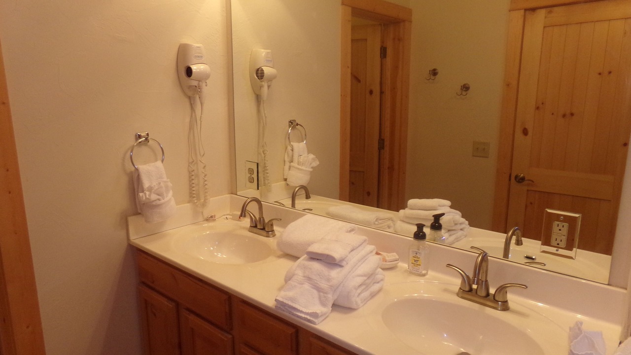 Photo of Bathroom in Dillon