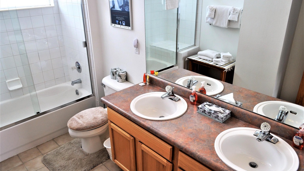 Photo of Bathroom in Wildernest