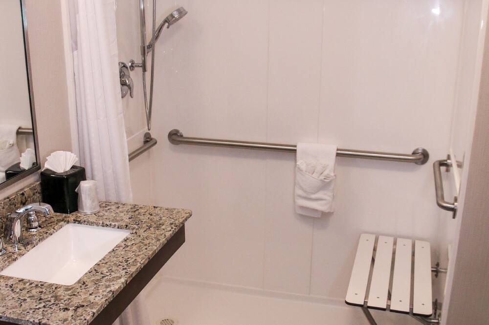 Photo of Bathroom in Centennial