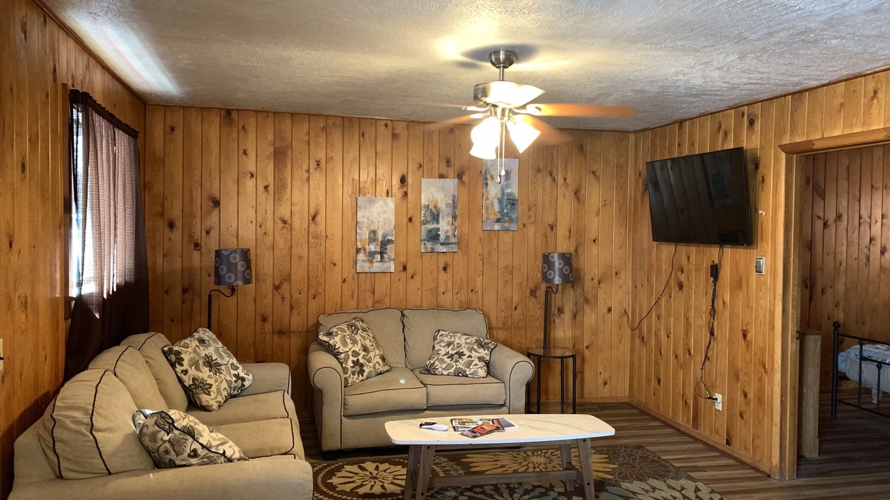 Photo of Livingroom in South Fork