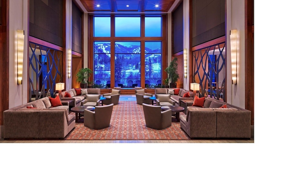 Photo of Livingroom in Avon