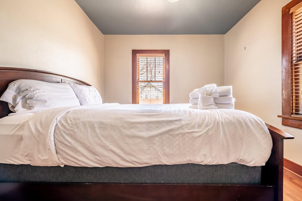 Photo of Bedroom in Central Colorado Springs