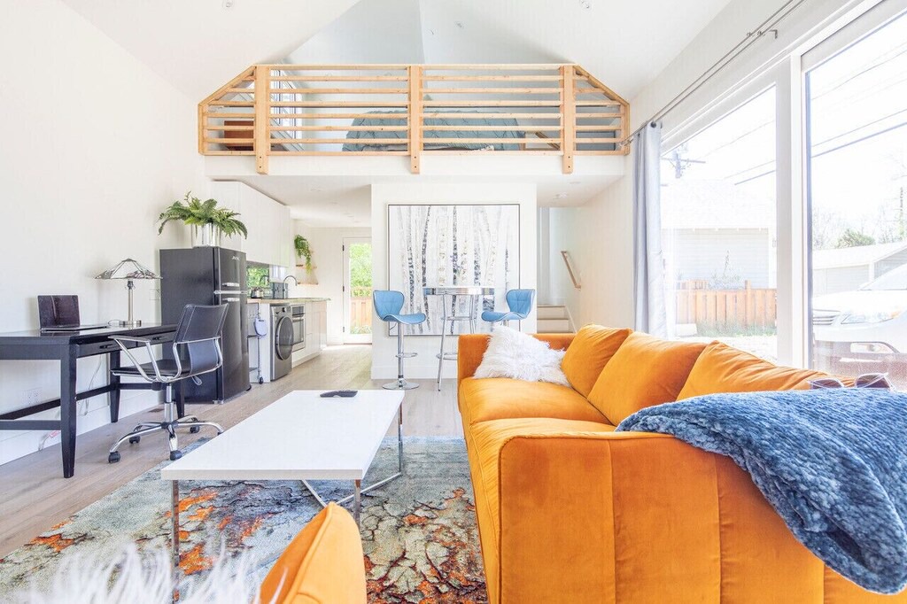 Photo of Livingroom in Central Boulder