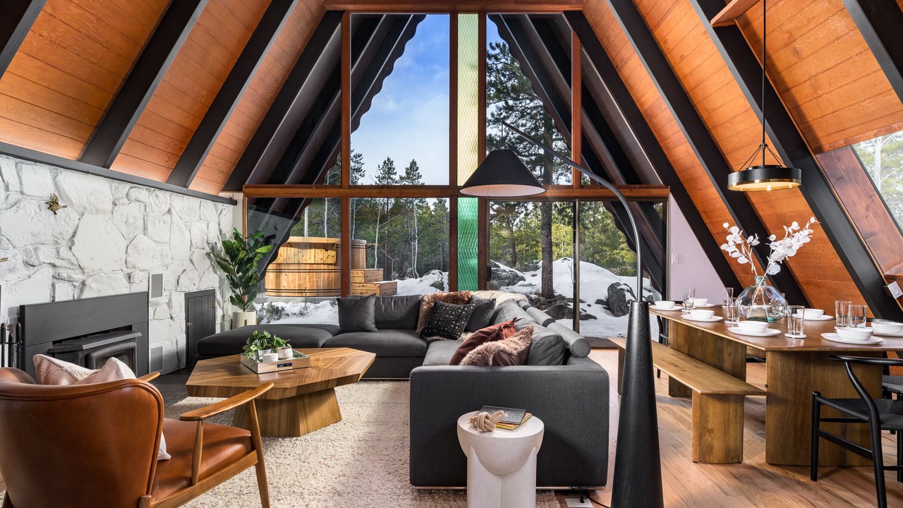 Photo of Livingroom in Rollinsville