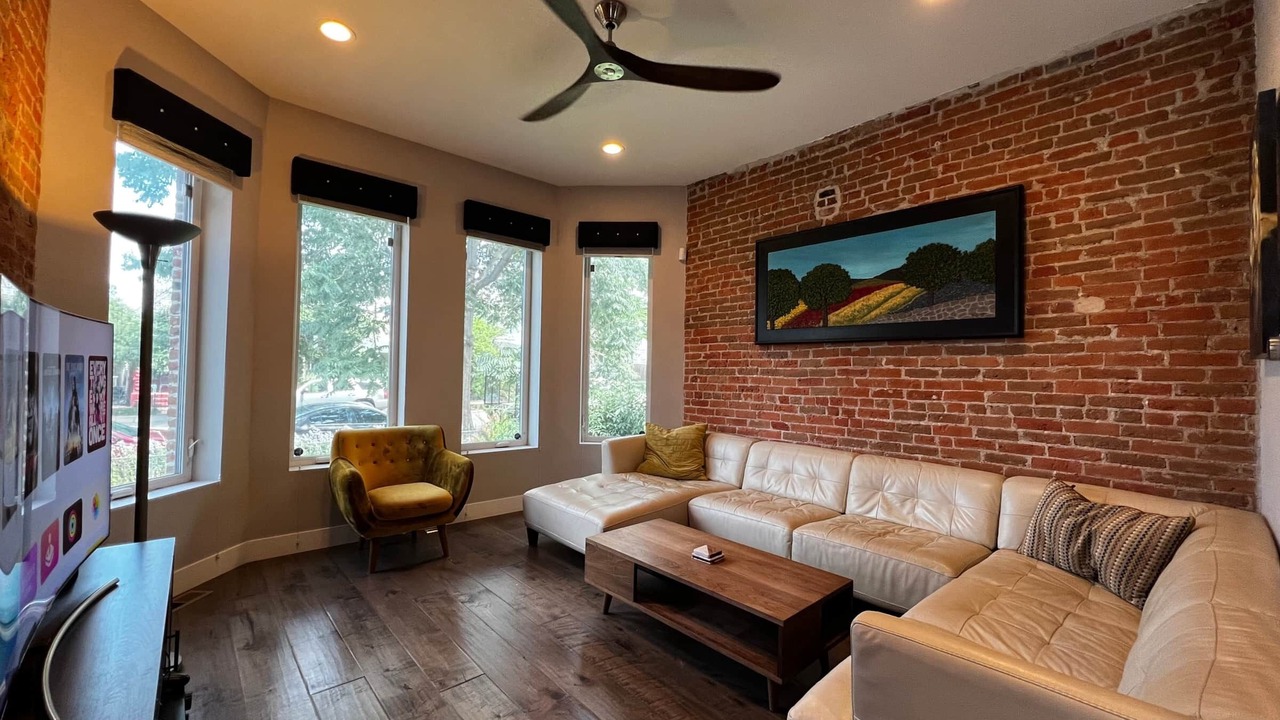 Photo of Bedroom in Lincoln Park
